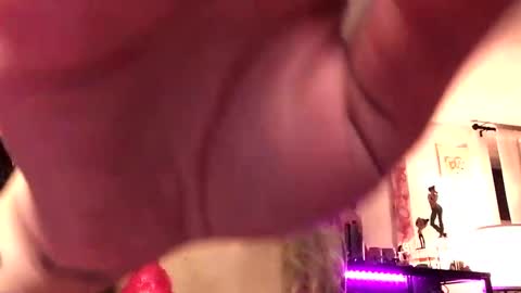 Snapshot of theeking_venus chatting on January 2025 03:00:02 AM KIng Venus online show from January 2025 03:00:02 AM