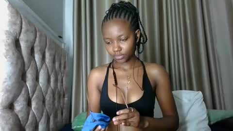 Snapshot of theequinn1 chatting on May 2026 09:06:01 AM theequinn1 online show from May 2026 09:06:01 AM