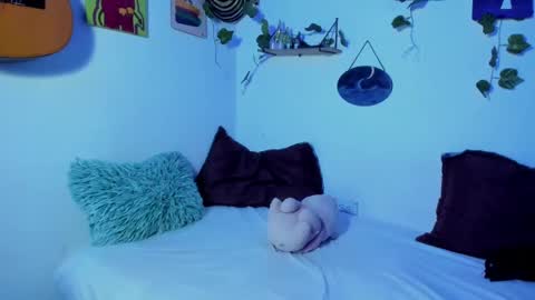 Ariamapola88 online show from November 2025 12:12:01 AM