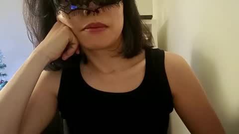 Snapshot of thefunlovingcriminals chatting on December 2025 12:34:02 PM The Fun Loving Criminals online show from December 2025 12:34:02 PM