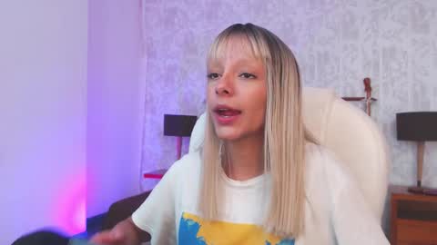 Peyton online show from December 2025 03:59:02 AM