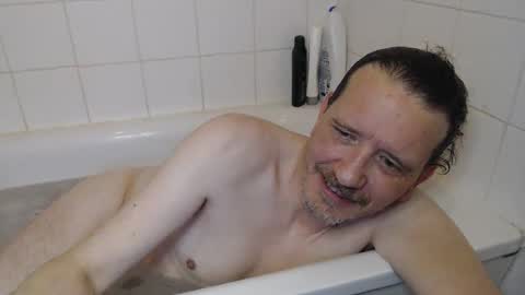 Green online show from January 2026 08:10:02 PM