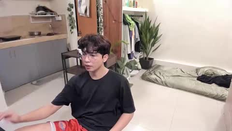 Green online show from November 2025 12:27:02 PM