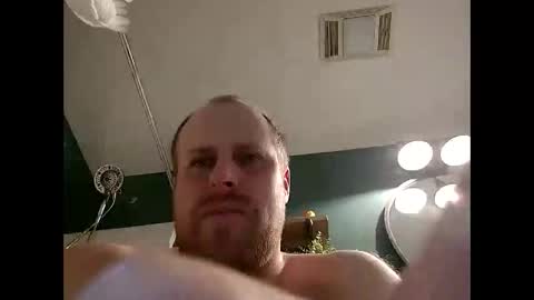 Snapshot of thehammerxx chatting on November 2025 10:38:02 AM thehammerxx online show from November 2025 10:38:02 AM