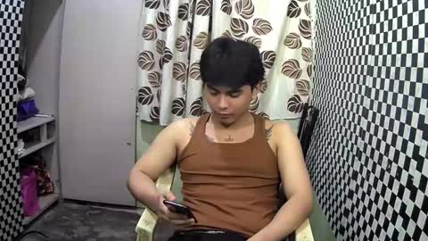 Snapshot of thehugecomeback chatting on January 2025 06:45:02 PM Xerxis online show from January 2025 06:45:02 PM