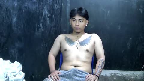 Snapshot of thehugecomeback chatting on March 2025 05:39:02 PM Xerxis online show from March 2025 05:39:02 PM