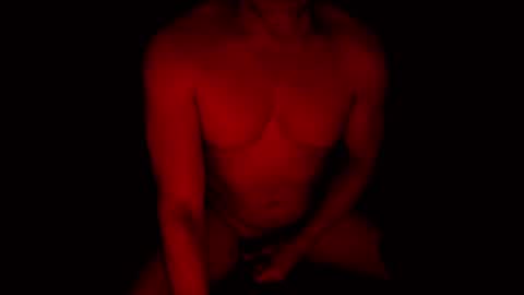 Snapshot of thehungmantis chatting on October 2025 05:29:02 AM thehungmantis online show from October 2025 05:29:02 AM