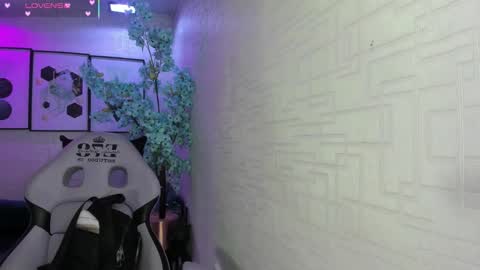 Theia  online show from January 2026 12:33:02 PM