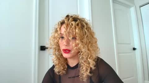 Lily Marie online show from February 2025 06:13:01 PM