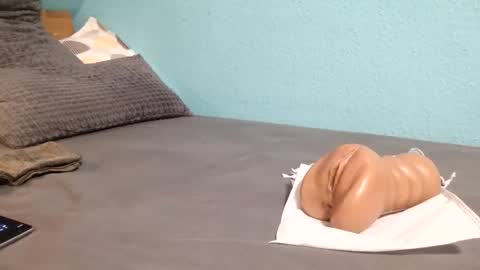 James jones online show from February 2026 09:24:02 PM