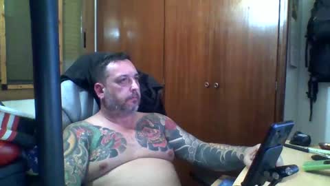 Snapshot of thekier chatting on December 2024 05:50:01 PM thekier online show from December 2024 05:50:01 PM