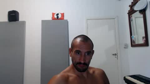 Snapshot of thekingofpains chatting on January 2025 06:53:02 PM KINGOFPAINS online show from January 2025 06:53:02 PM