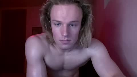 Snapshot of thelevimeyers chatting on March 2025 04:21:01 AM thelevimeyers online show from March 2025 04:21:01 AM