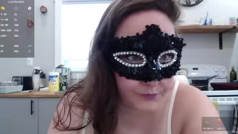 Snapshot of thelipsdown chatting on February 2025 01:28:02 PM Lacey online show from February 2025 01:28:02 PM