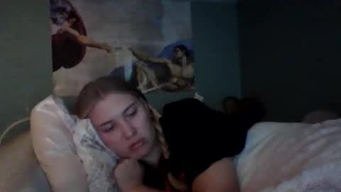 Little Bambii online show from November 2025 04:12:02 AM