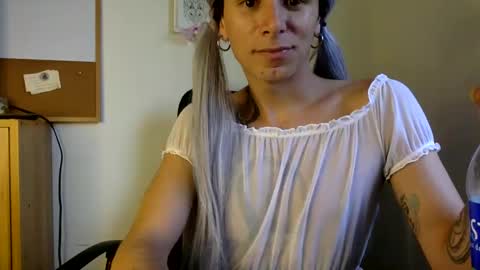 Lucy Lucy online show from December 2024 09:50:01 PM