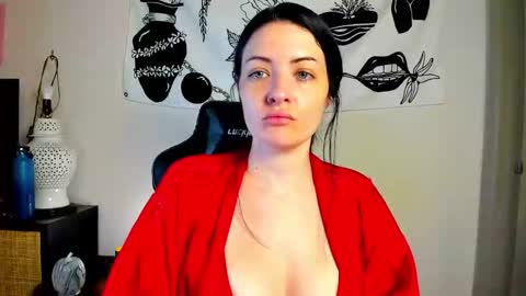 themelrose online show from October 2025 07:21:02 PM