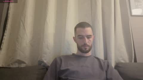 themmistokles online show from December 2025 08:51:01 PM