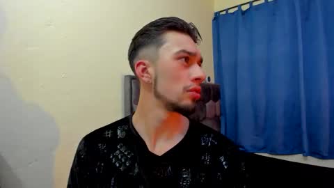 Snapshot of theo_stone04 chatting on September 2025 09:35:02 AM Theo online show from September 2025 09:35:02 AM