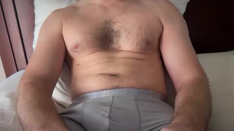 Snapshot of theonenextdoor1 chatting on November 2025 05:35:02 PM theonenextdoor1 online show from November 2025 05:35:02 PM