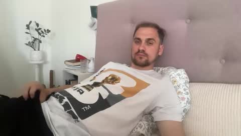 theonetojerkwith online show from May 2026 07:48:02 AM