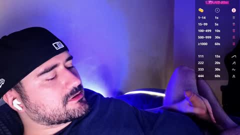 Snapshot of theoravi chatting on December 2024 06:03:02 AM Theo Ravi online show from December 2024 06:03:02 AM