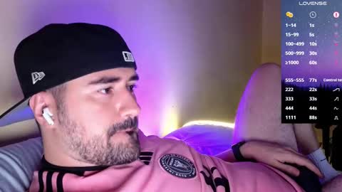 Snapshot of theoravi chatting on November 2025 03:59:02 AM Theo Ravi online show from November 2025 03:59:02 AM