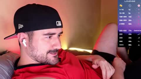 Snapshot of theoravi chatting on December 2025 04:07:02 AM Theo Ravi online show from December 2025 04:07:02 AM