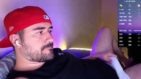 Snapshot of theoravi chatting on December 2025 03:55:02 AM Theo Ravi online show from December 2025 03:55:02 AM