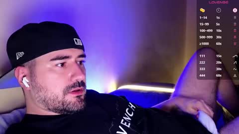 Snapshot of theoravi chatting on February 2026 04:44:01 AM Theo Ravi online show from February 2026 04:44:01 AM