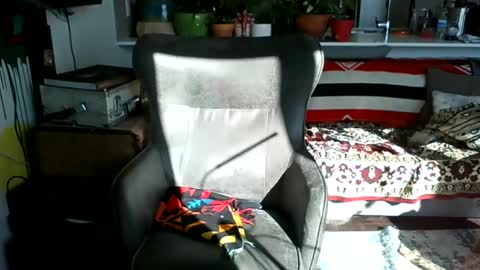 Snapshot of theoutfitter chatting on February 2025 07:48:02 PM MISTERPOWERS online show from February 2025 07:48:02 PM