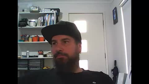 Snapshot of theozbeardguy chatting on February 2025 03:53:01 AM aussiebeard online show from February 2025 03:53:01 AM