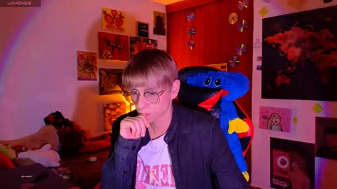 Matt independent model  online show from April 2026 07:29:01 PM