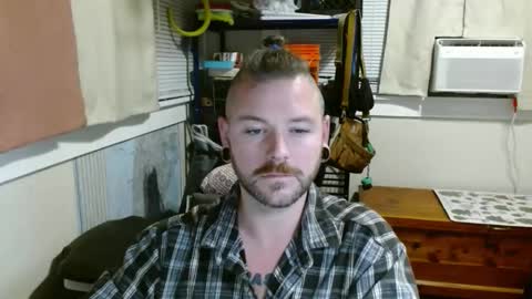 Snapshot of thequantumcertainty chatting on May 2026 08:34:01 AM thequantumcertainty online show from May 2026 08:34:01 AM