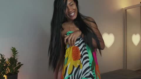 Snapshot of therainqueen chatting on January 2025 11:54:02 AM YAYA online show from January 2025 11:54:02 AM