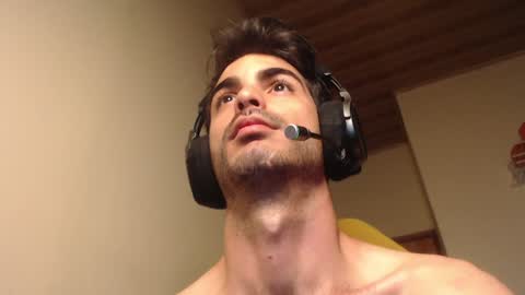 Santiago Enrique online show from January 2025 05:32:01 AM