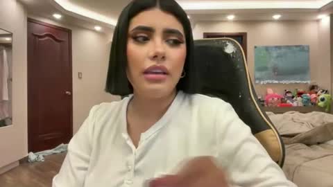 therealcamilabaddie online show from December 2025 08:38:02 PM