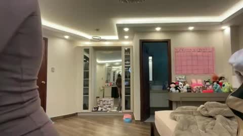 therealcamilabaddie online show from January 2026 01:37:02 PM