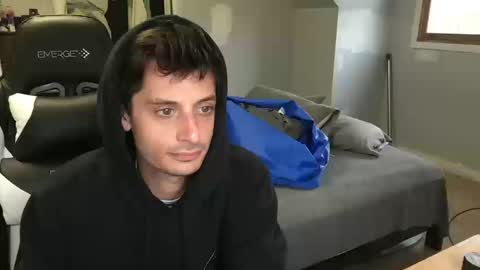 Snapshot of therealdylansdick chatting on October 2025 08:20:01 PM therealdylansdick online show from October 2025 08:20:01 PM