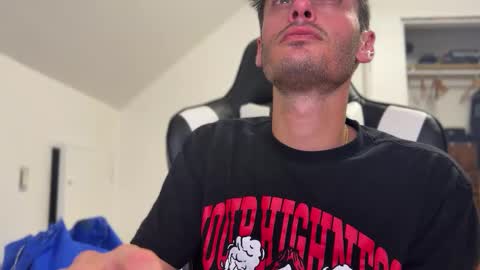 Snapshot of therealdylansdick chatting on October 2025 08:14:02 AM therealdylansdick online show from October 2025 08:14:02 AM