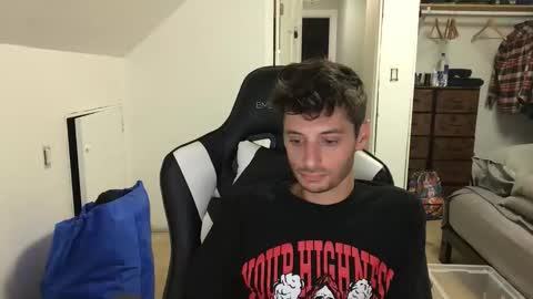 Snapshot of therealdylansdick chatting on October 2025 12:21:02 AM therealdylansdick online show from October 2025 12:21:02 AM