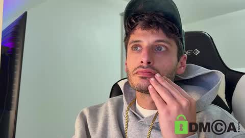 Snapshot of therealdylansdick chatting on November 2025 11:36:02 PM therealdylansdick online show from November 2025 11:36:02 PM