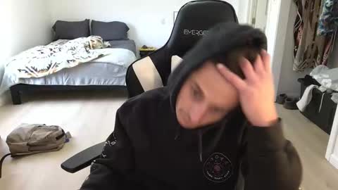 Snapshot of therealdylansdick chatting on December 2025 07:51:01 PM therealdylansdick online show from December 2025 07:51:01 PM