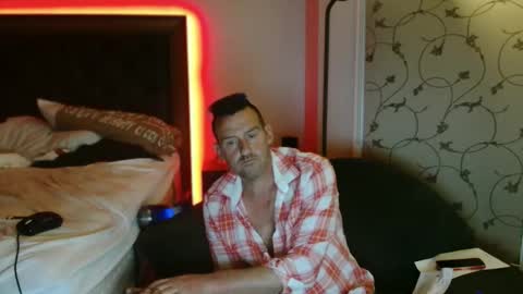 therealkurva4u online show from October 2025 11:00:02 AM