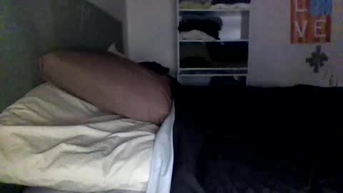 Snapshot of therealprimitive chatting on October 2025 05:13:02 PM therealprimitive online show from October 2025 05:13:02 PM