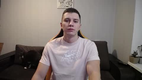 Nick   online show from January 2026 08:00:01 PM