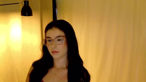 Snapshot of therose_mar chatting on September 2025 10:32:01 PM Mar online show from September 2025 10:32:01 PM