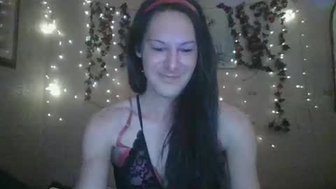 Snapshot of thesillymillie chatting on December 2024 03:20:01 AM sillymillie0 online show from December 2024 03:20:01 AM