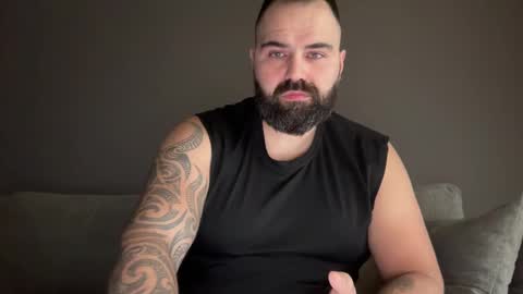 Snapshot of thessalonikios1987 chatting on December 2024 07:03:02 AM Hornyforyou online show from December 2024 07:03:02 AM