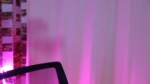 thessssy online show from April 2026 08:31:01 PM